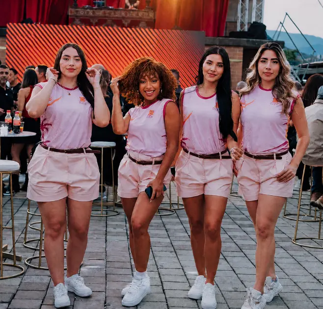 18Peaches Debuts in Colombia at Mr.Yoker Event